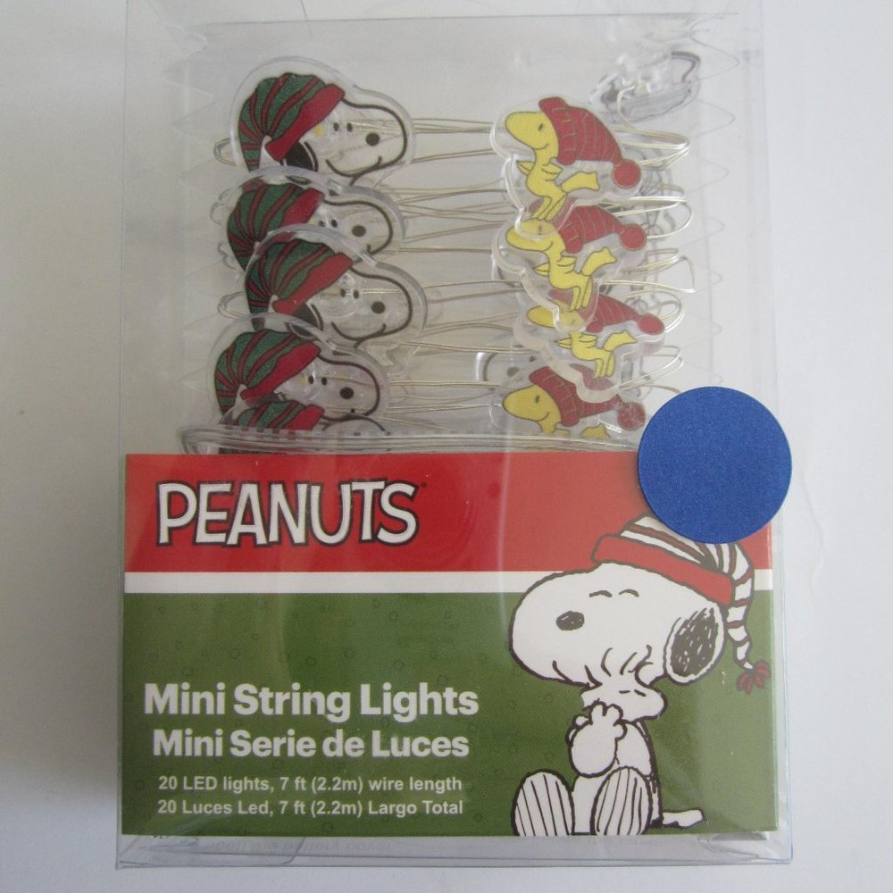 Snoopy Woodstock Peanuts Christmas Mini String Lights